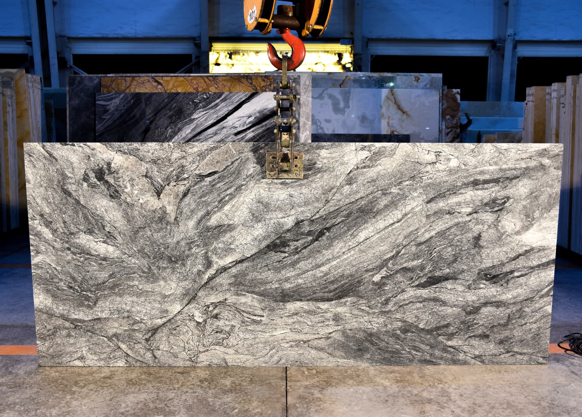 Black & White marble - Premium natural stone surface