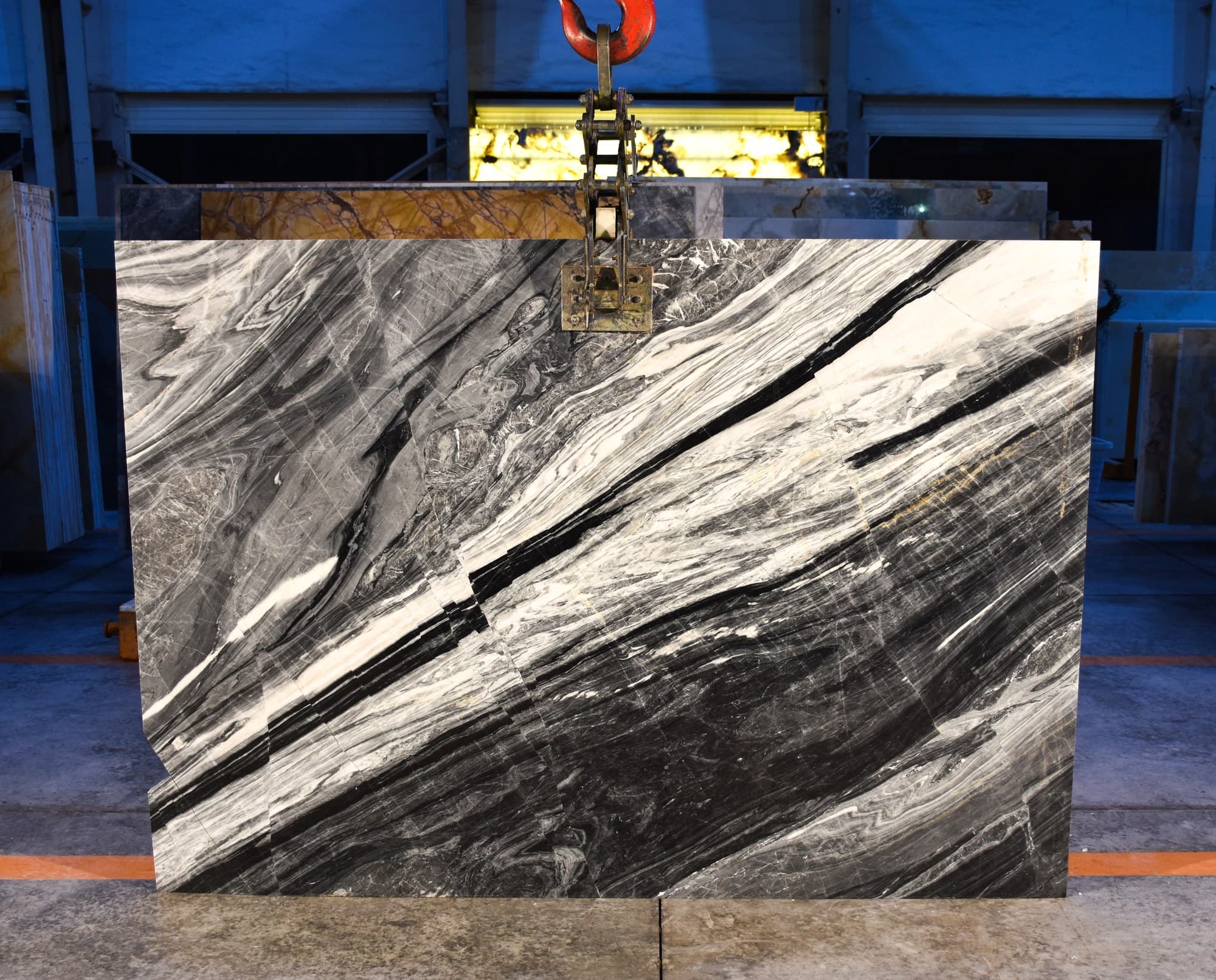 Black & White marble - Premium natural stone surface