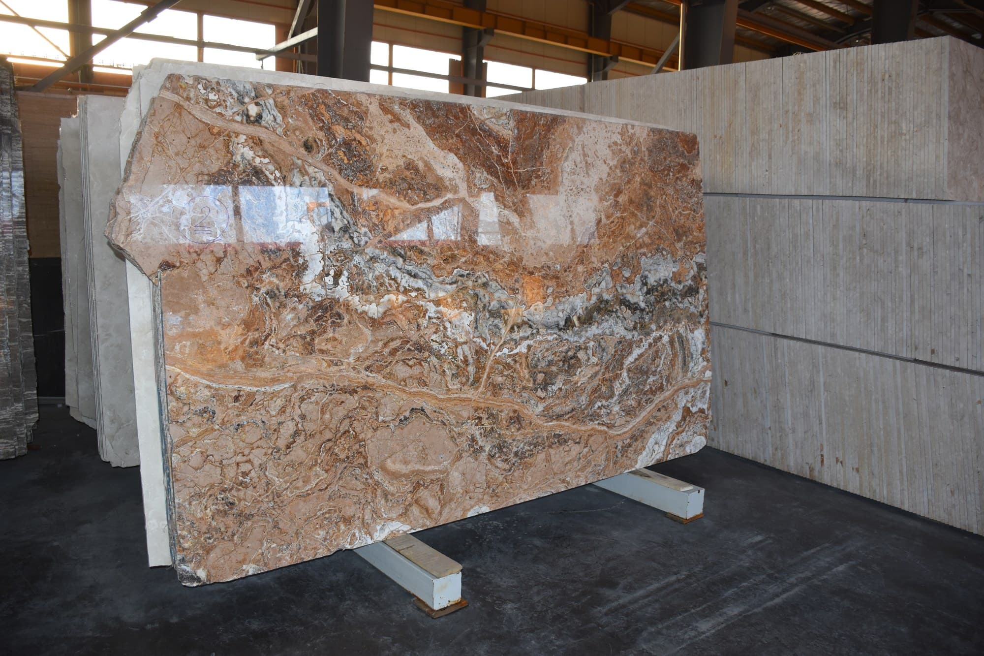 Traonyx marble - Premium natural stone surface